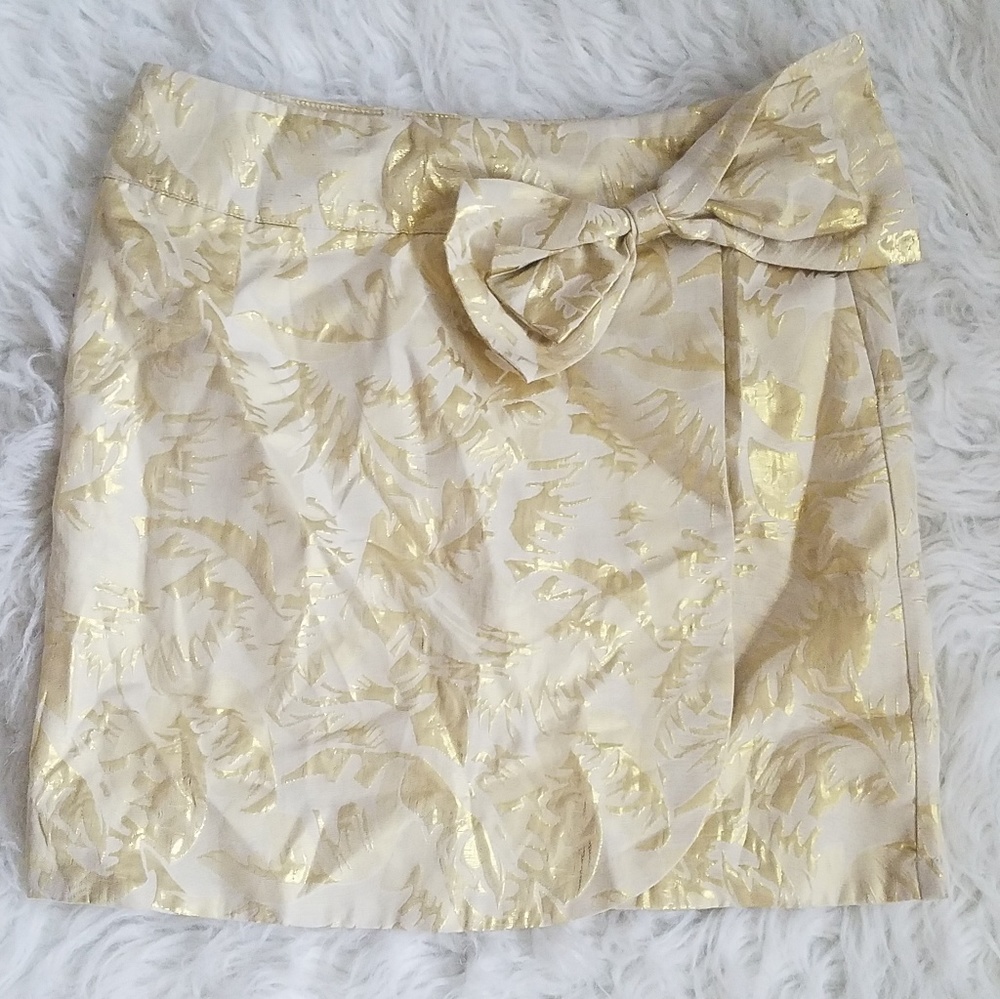Gold mini skirt